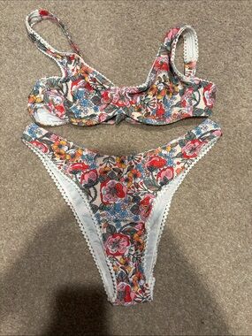 Floral Two-Piece Bikini Set in Multicolor